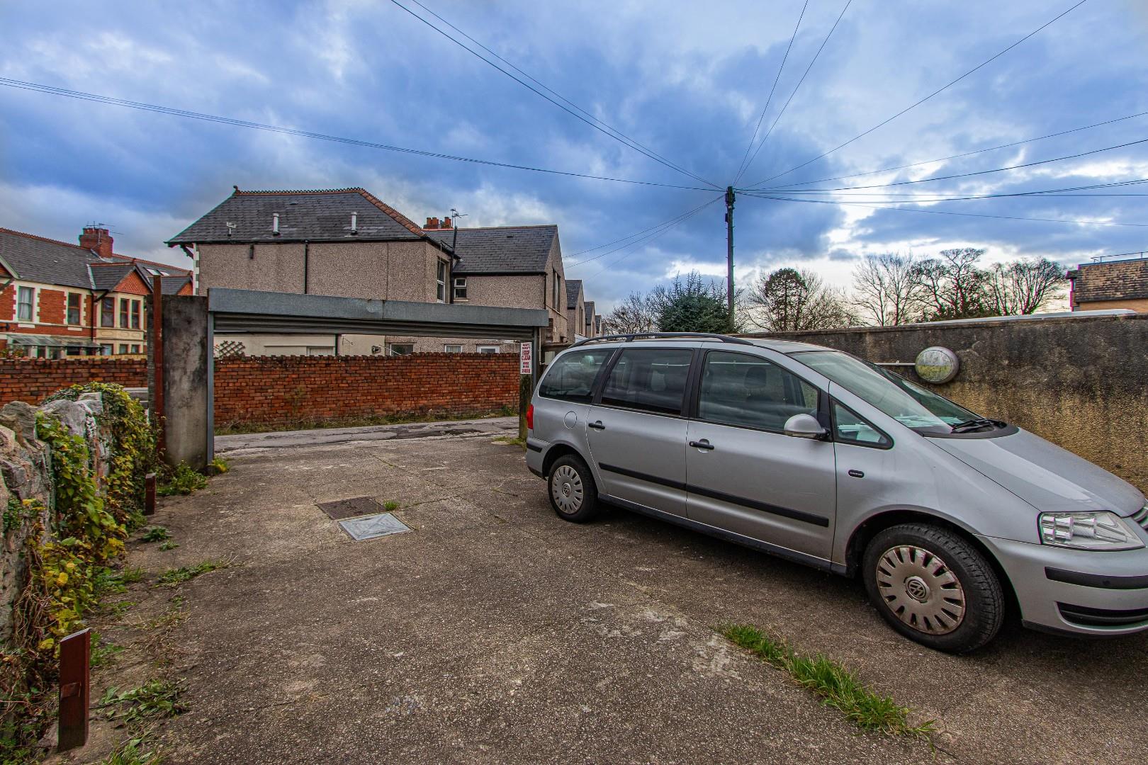 North Road, Gabalfa — photograph 7